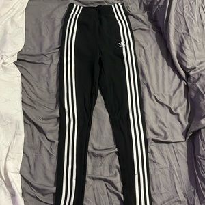XS adidas sweatpants/leggings with drawstring